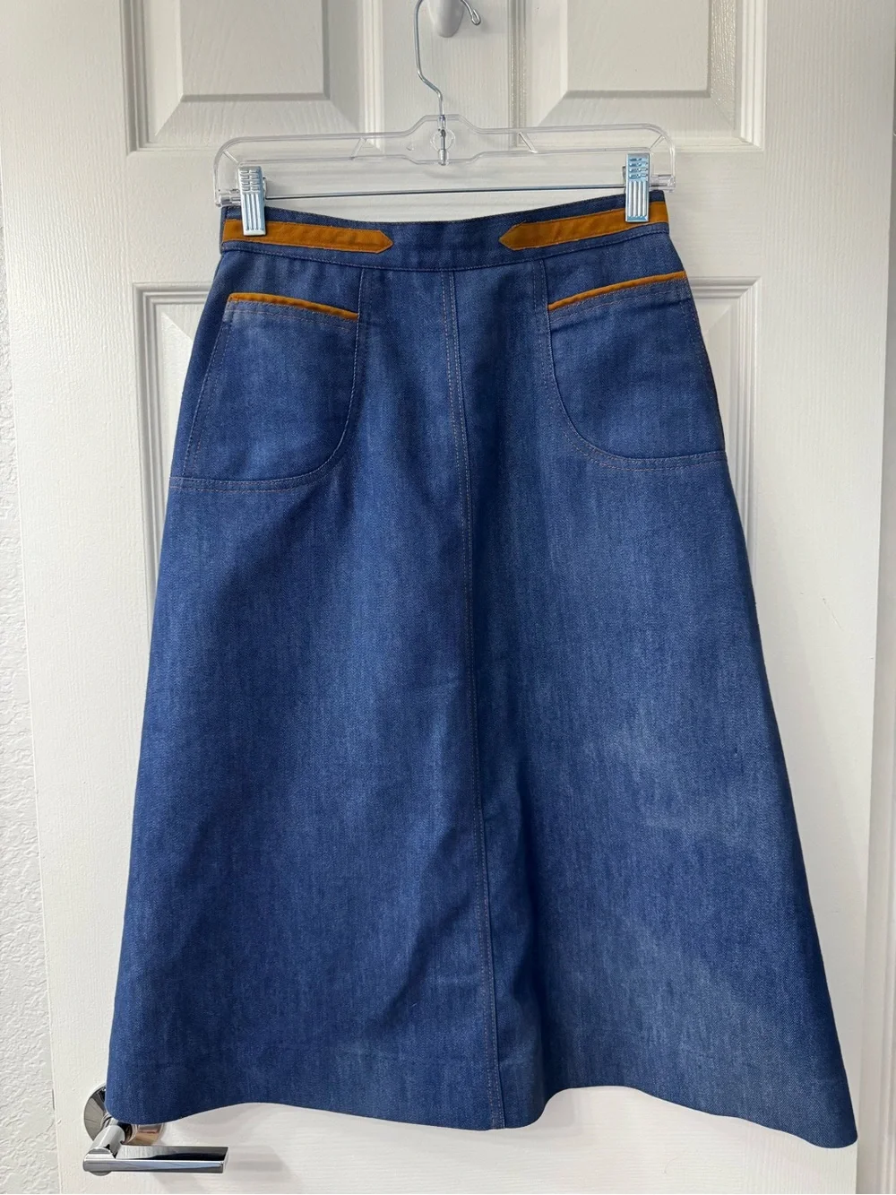 Vintage Koret City Blues Jean Classic A-Line Navy Denim Skirt